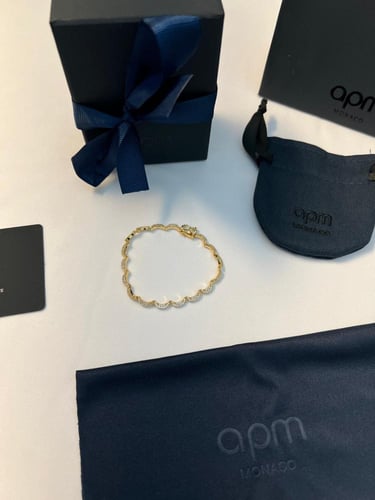 إسوارة apm ذهبي