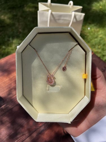 سلسال سوارفيسكي قولد روز كريستالة وردي البطه