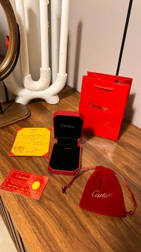 سلسال carter الثلاثي معدن ذهبي