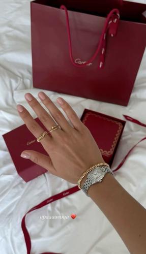 ساعة كارتيه بانثر نسائي