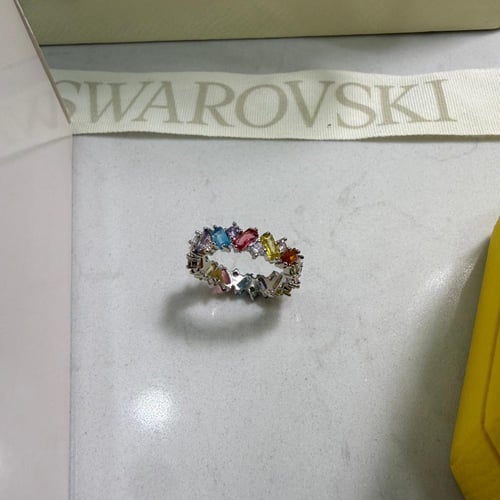 خاتم سوارفيسكي ملون