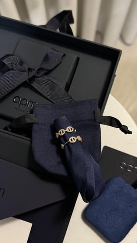 حلق مايلي مارين apm ذهبي