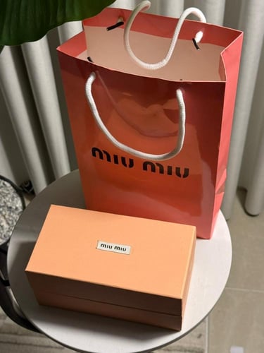 ملحقات miu miu - الوردية