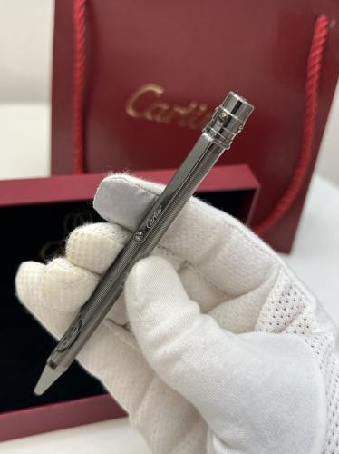 قلم حبر من مجموعة سانتوس دو كارتيه