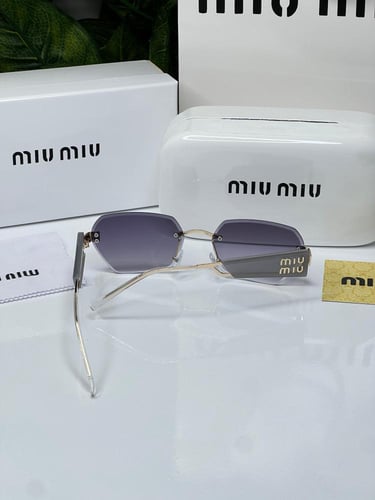 نظارة - MIU MIU