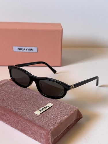 نظارة miu miu إطار أسود - عدسة أسود