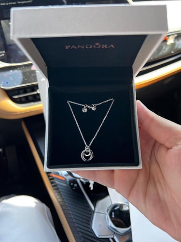 سلسال باندورا كريستالات فضي