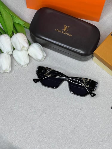 نظارة LOUIS VUITTON