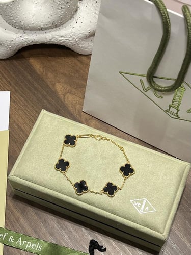 إسوارة Van cleef ذهبي -اسود
