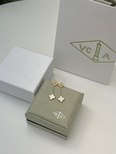 حلق Van cleef الأكثر طلباً