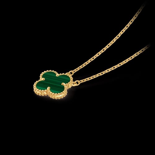 سلسال Van cleef المميز مع حلق