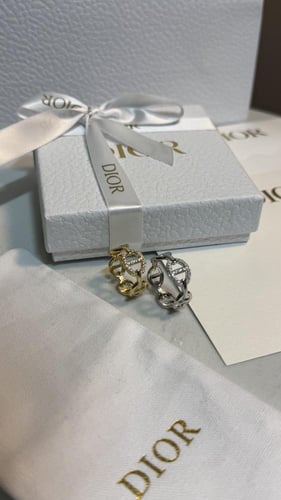 خاتم Dior لونين ( ذهبي - فضي )