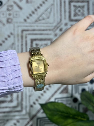 ساعة كارتيه نسائي