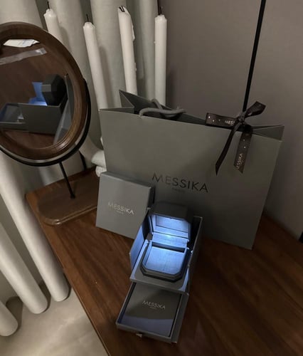 سلسال مع حلق MESSIKA معدن ذهبي