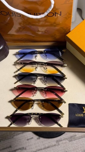 نظارة LOUIS VUITTON