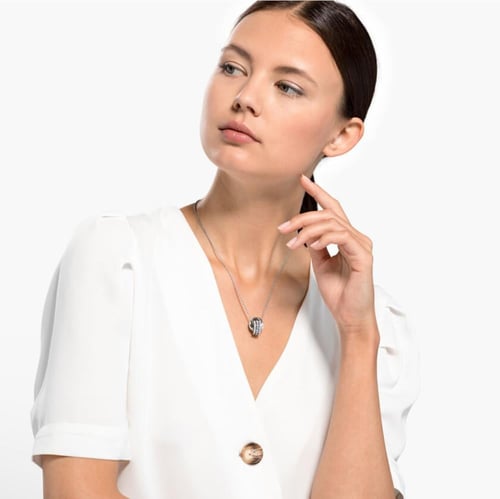 سلسال سوارفيسكي فضي بكرستالة زرقاء