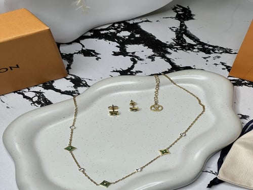 سلسال LOUIS VUITTON ذهبي _أخضر