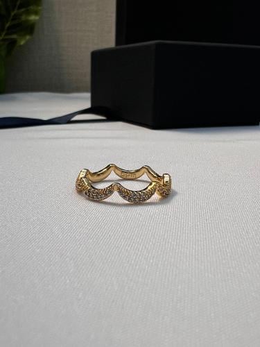 خاتم apm ذهبي