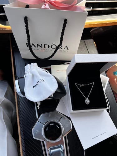 سلسال باندورا قلب كريستالات فضي