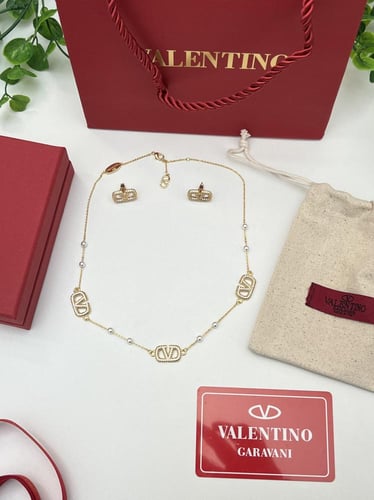سلسال مع حلق VALENTINO لؤلؤ
