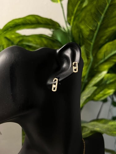 سلسال MESSIKA شوكر معدن ذهبي مع حلق