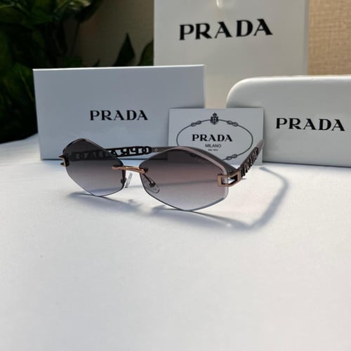 نظارة PRADA عدسة مدرج