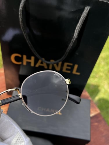 نظارة CHANEL