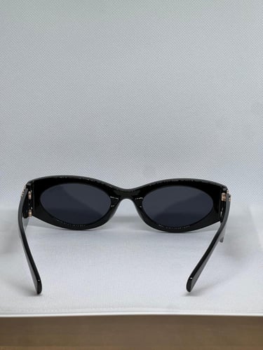 نظارة MIU MIU - اطار اسود- عدسه اسود