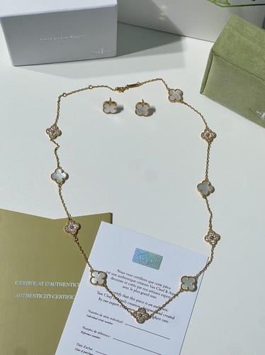 سلسال Van cleef لؤلؤي