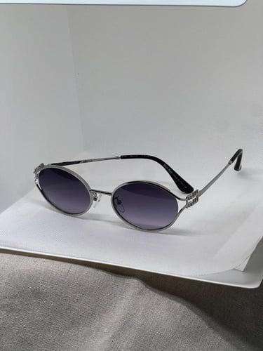 نظارة MIU MIU أطار فضي عدسه مدرج