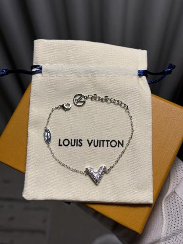 إسوارة LOUIS VUITTON معدن فضي