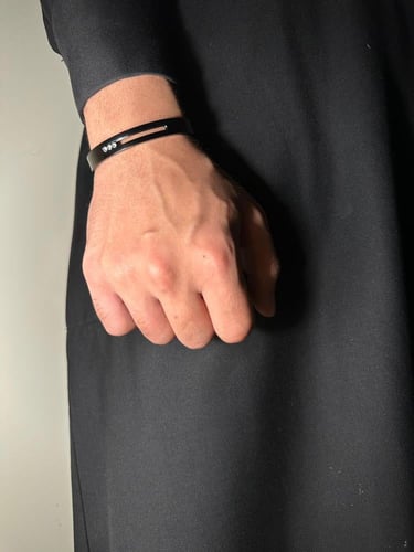 إسوارة MESSIKA اسود