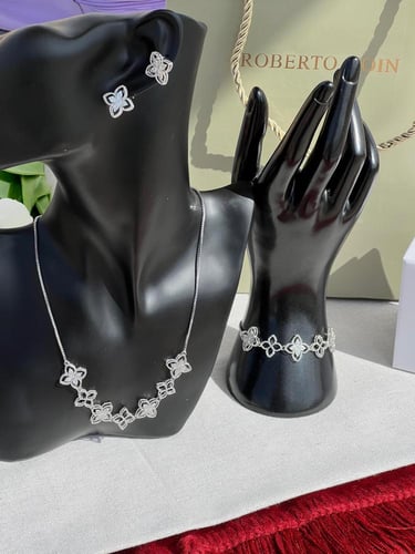طقم roberto coin فضي