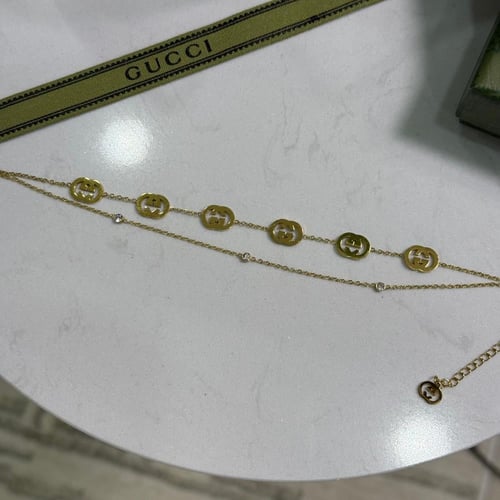 اسوارة GUCCI ذهبي