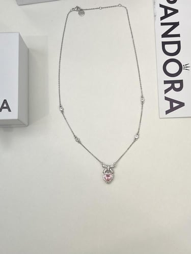 سلسال باندورا PANDORA وردي مع كرستال