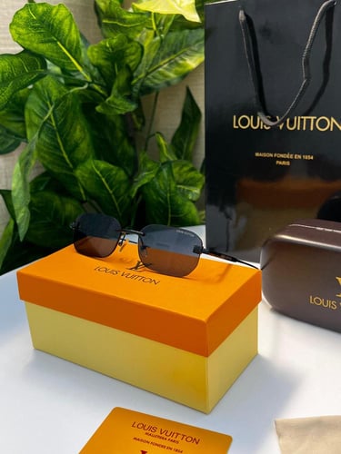 نظارة LOUIS VUITTON - ملون