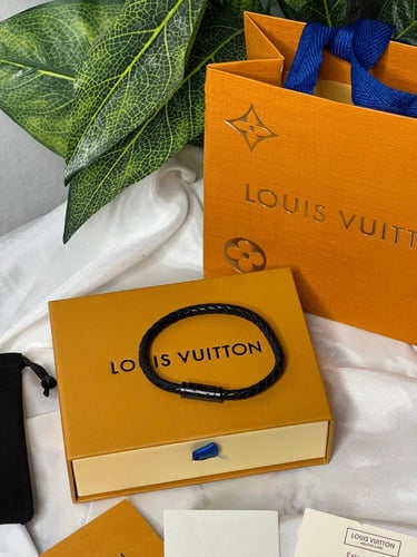إسوارة LOUIS VUITTON جلد ومعدن ذهبي