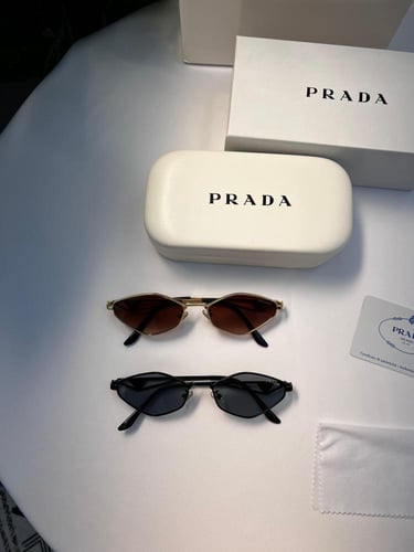 نظارة PRADA - ملون