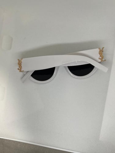 نظارة - سان لوران