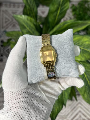 ساعة كارتيه نسائي