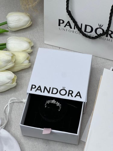 خاتم باندورا PANDORA فضي كرستالة فضي