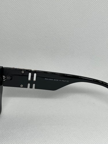نظارة MIU MIU- اطار اسود- عدسه اسود