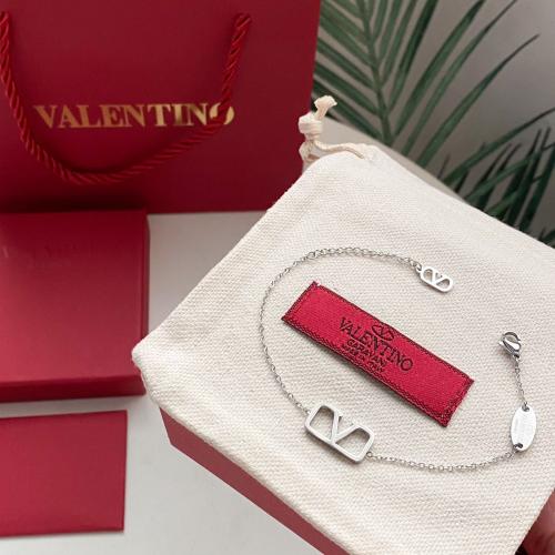 اساور VALENTINO فضي