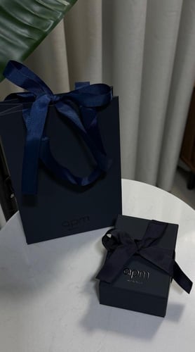 إسوارة apm فضي نجوم