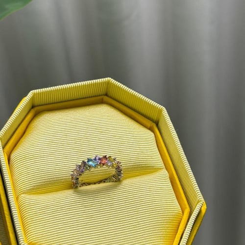 خاتم سوارفيسكي ملون