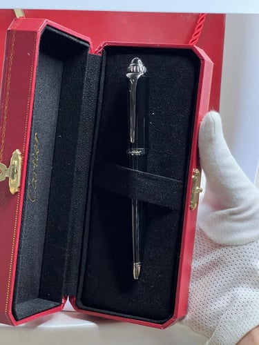 قلم حبر من مجموعة سانتوس دو كارتيه