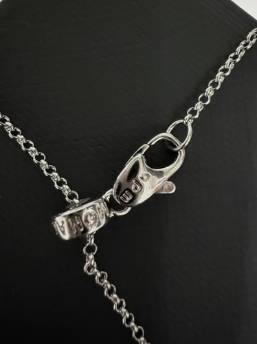 قلادة سبارك apm فضي