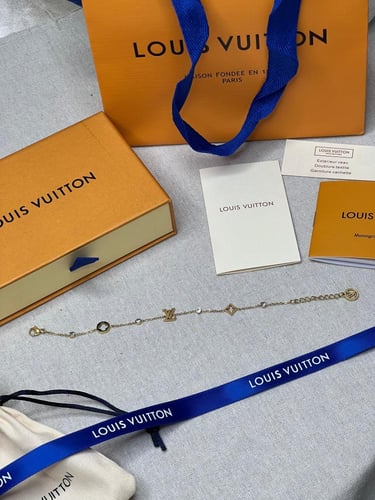 إسوارة LOUIS VUITTON معدن ذهبي