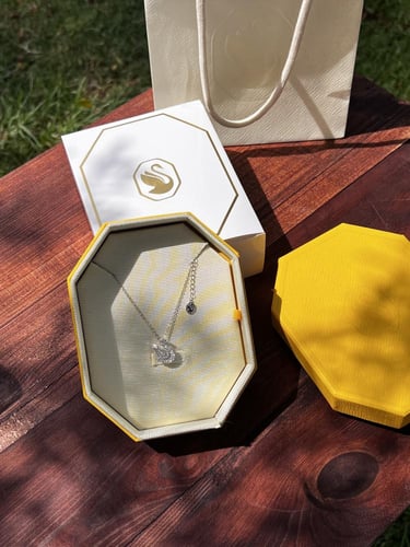 سلسال سوارفيسكي فضي كريستالة فضي البطه