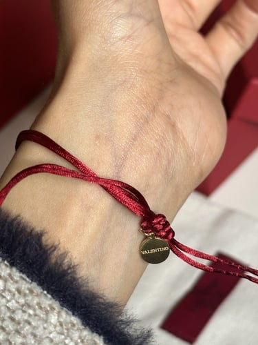 اساور VALENTINO ذهبي